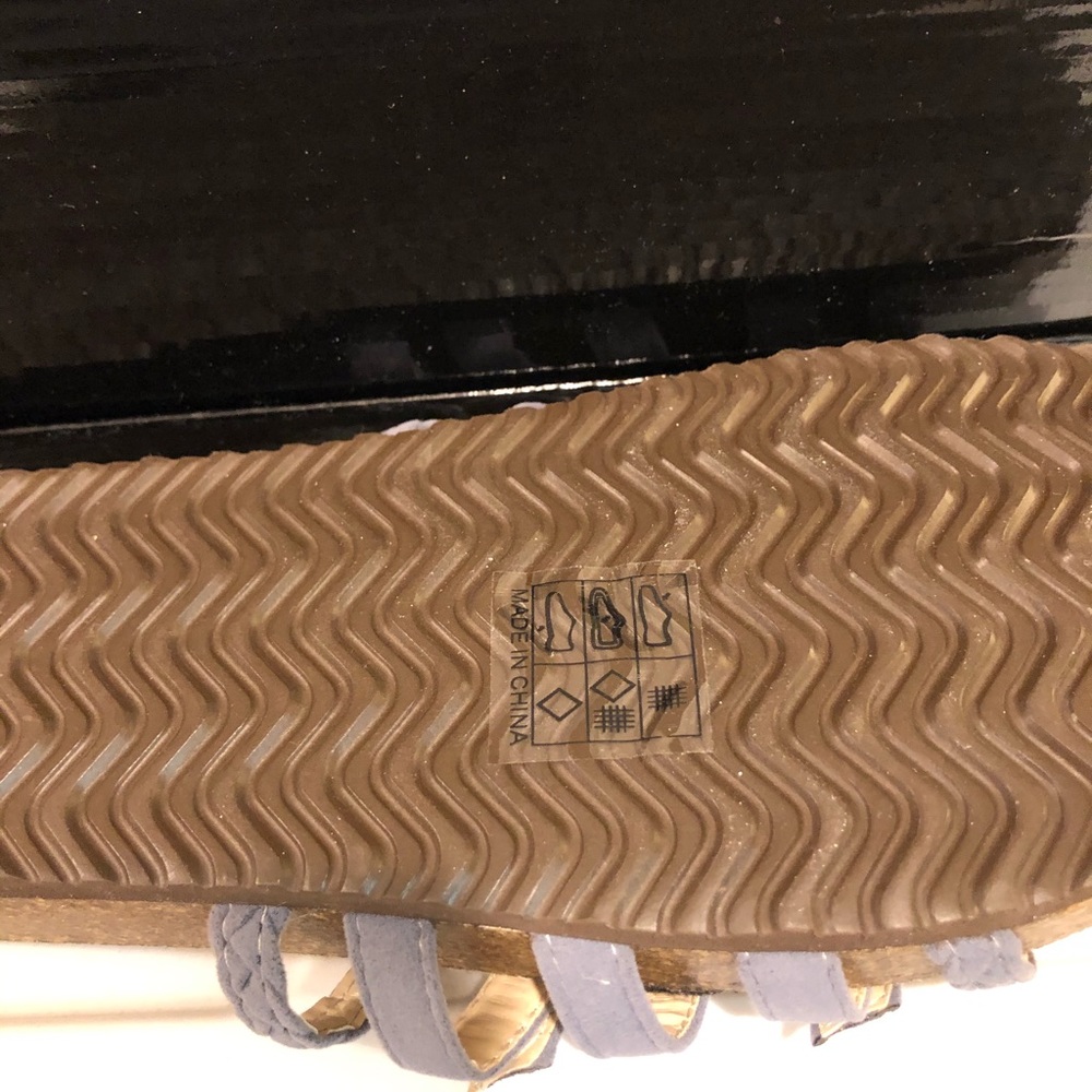 Sandals - Picture 2 of 3